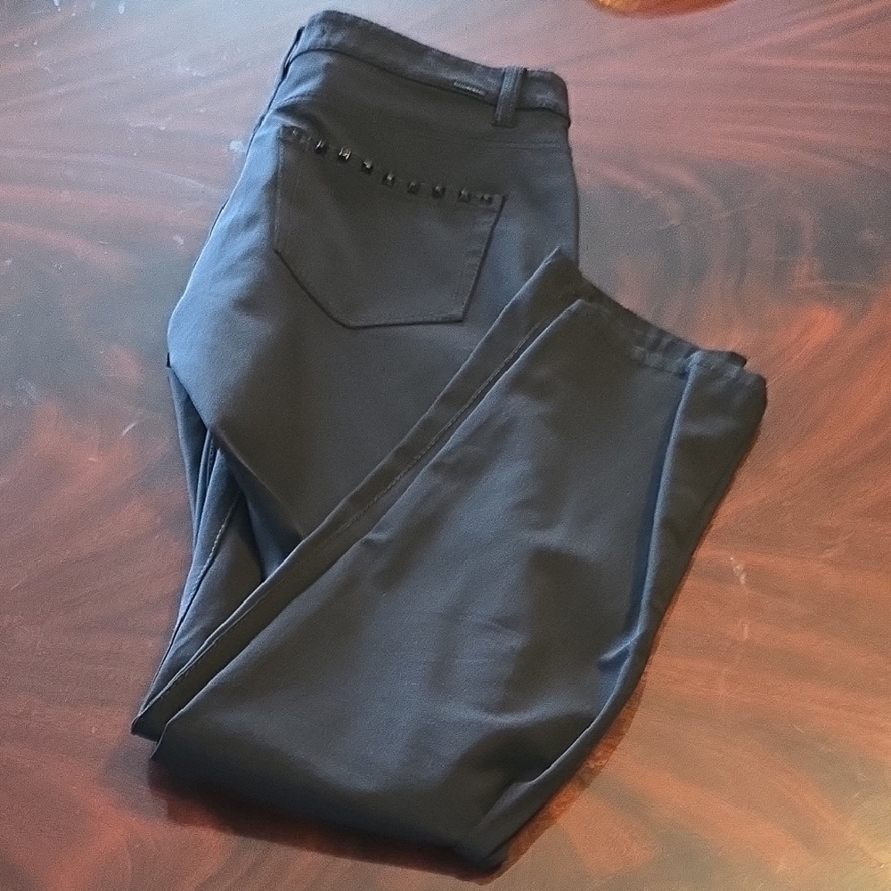 Women's Black Slim Ponte Pants